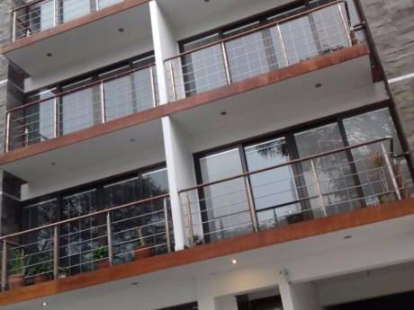 Alquiler De Departamento En San Isidro, Av Dos De Mayo