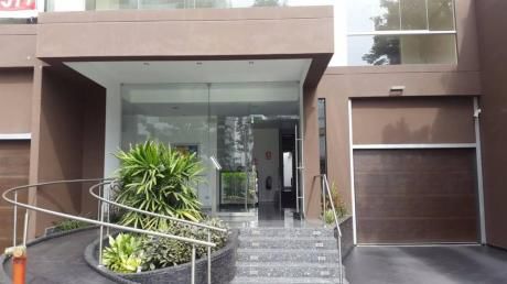 Buen Precio! Alquiler De Exclusivo Departamento En San Isidro