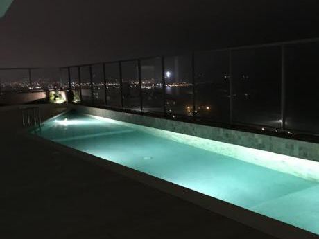 Miraflores. Venta De Departamento Totalmente Amoblado. Vista Al Mar