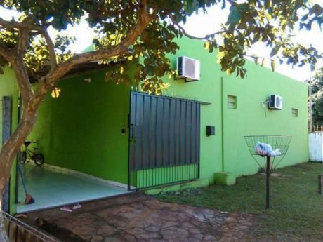 Vendo Casa En Km 5, 2 Cuadras De Avda. Monday