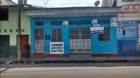 Venta De Casa/local Comercial En Iquitos