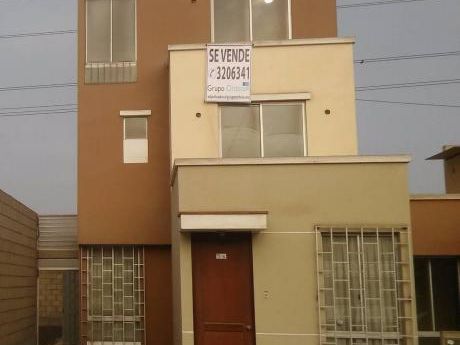 Venta De Casa En Villa Club I, Carabayllo