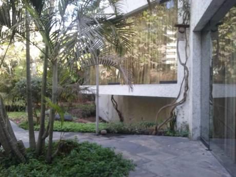 Vendo Casa Como Terreno Av Circunvalación Golf Los Incas, Surco Frente Golf