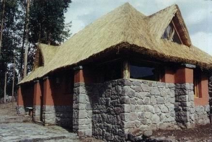 Casa De Campo + Terreno 1000 M2 Yanque Valle Colca