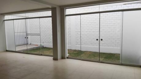 Se Alquila Oficina De 150 M2 Ubicado En Cayma