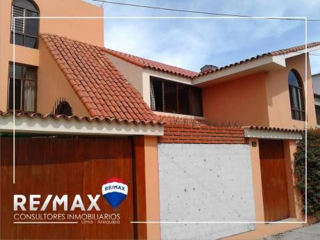 Vendo Casa En Jose Luis B. Y Rivero - Arequipa De 218 M2