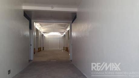 Alquilo Amplio Almacen Techado Con Oficinas Parque Industrial Rio Seco