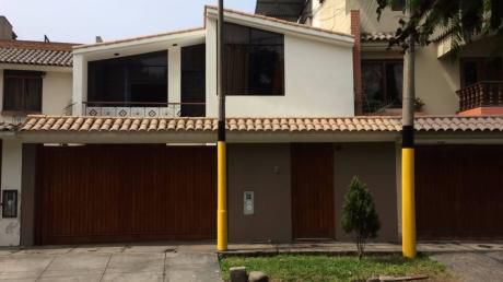 Casa Mayorazgo Frente A Parque