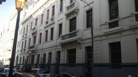 Local Comercial En Plaza San Martin