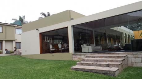Hermosa Casa En Venta En La Molina, Rinconada De Lago, Impecable, Ofertable