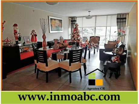 Venta De Departamento En La Molina
