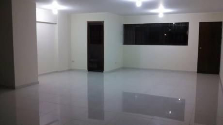 Se Alquila Amplia Oficina Con Excelente Vista En Cercado De Lima