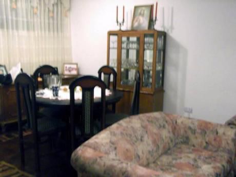 Venta De Casa De 2 Pisos / 4 Habitaciones /mas Aires Magdalena Del Mar