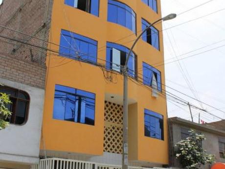 Venta Casa De 5 Pisos En San Hilarion Sjl A Solo $dolares A Negociar