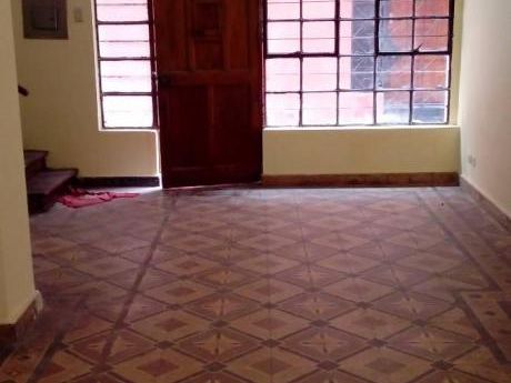 Venta Casa En Av Las Americas Cuadra 6 Balconcillo La Victoria