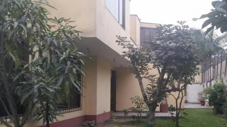 Casa Como Terreno En Surco