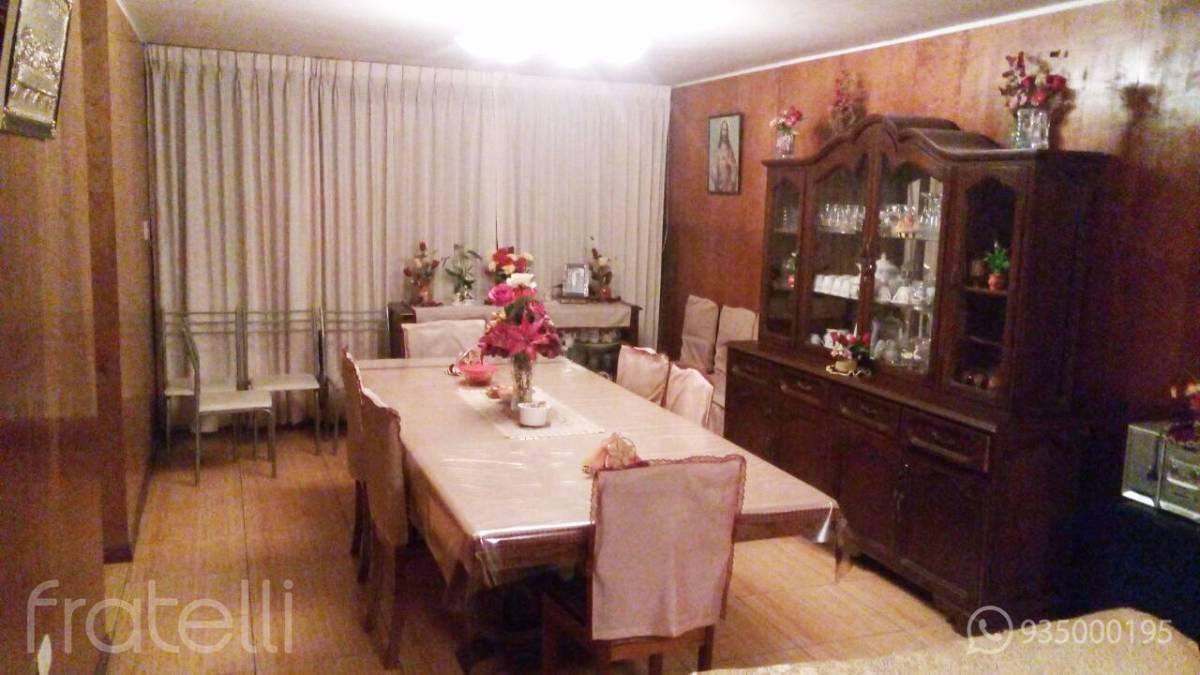 Casa en venta en José Luis Bustamante y Rivero
