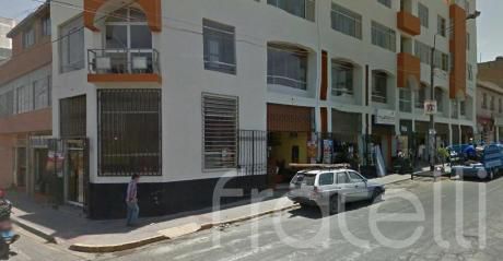 Local Comercial Av Goyeneche 3er Piso
