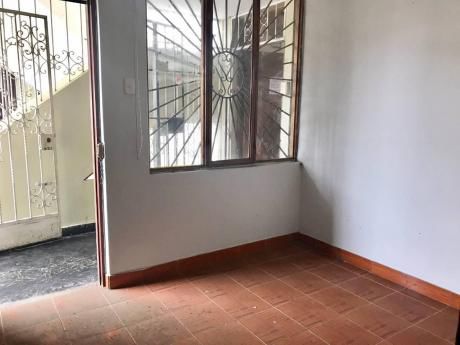 Alquilo Oficina Jr. Bolivar Cuadra 2 X Hospital Belen – Centro De Trujillo