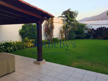 Hermosa Casa Ubicada En Exclusiva Zona De La Molina