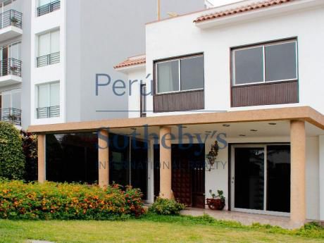 Estupenda Casa En Zona Residencial De San Isidro
