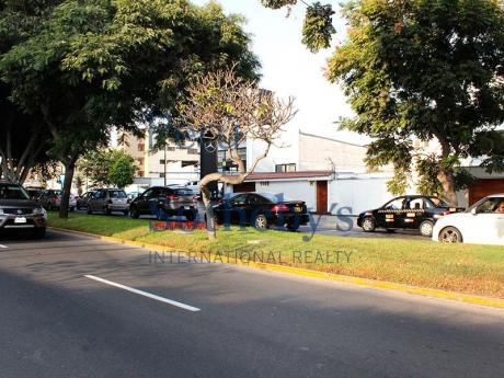 Excelente Local Comercial En Alquiler La Encalada Monterrico Surco