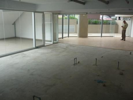 Local Venta O Alquiler 383 M2 Diversas Actividades Comerciales 6parqueos Barranco