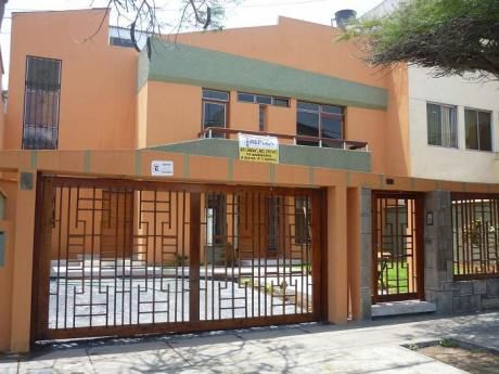 Bonita Casa De At: 360 M2, Calle 31 Corpac, 3 Dorm., Semi Repotenciada