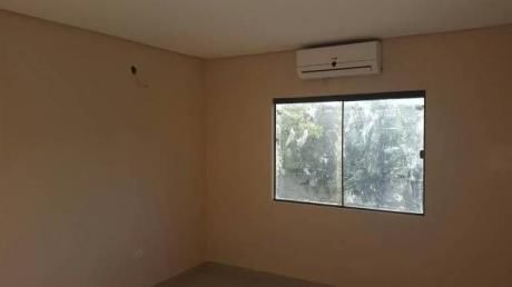 Amplio Casa Cercanías Al Shoppim Del Sol Con Cancha De Tenis