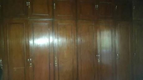 Amplia Residencia Con Piscina En Asunción, Oferttisssima X 250.000 Ud