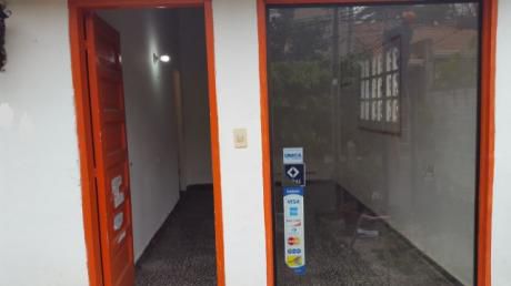 Alquilo Local En El Corazon De Villa Morra !!!