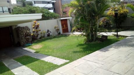 Linda Casa En Calle Buena Vista Urb. Chacarilla - San Borja