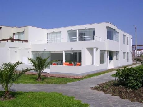 Playa Costa Del Sol Km 99 Asia, Vista Al Mar