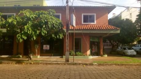 Hermoso Salón Comercial - Barrio Boqueron