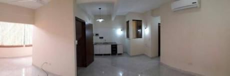 Vendo Departamento De 2 Dormitorios Zona Ykua Sati A Metros De Lilio.