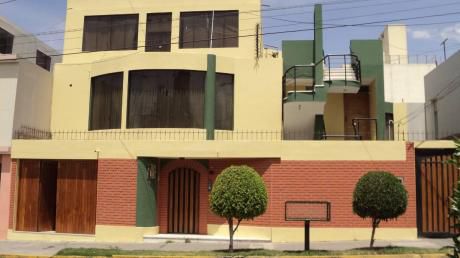 Alquilo Moderno Departamento En Umacollo