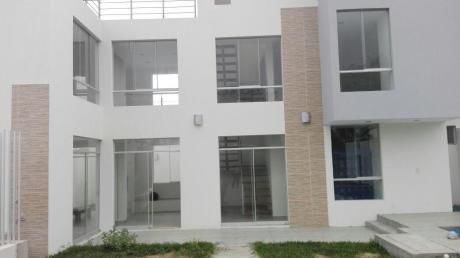 Mas Inmobiliaria Aqp Alquila O Vende Bella Casa En El Balneario De Mejia