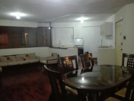 Vendo Cómodo Departamento De Dos Dorm. En Av Mariategui