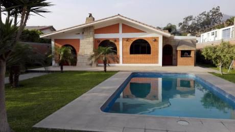 Venta De Casa Tipo Europeo Muy Buena Zona En La Molina