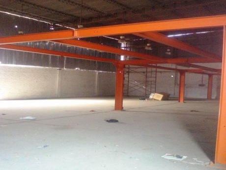 Alquiler De Local Industrial Ate - Vitarte, Sta Martha $4.50 X M2, 308 M2
