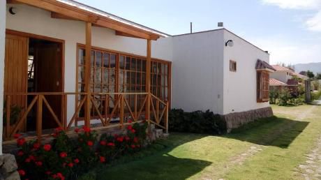 Se Vende, Hermosa Residencia En La Planicie De Challapampa