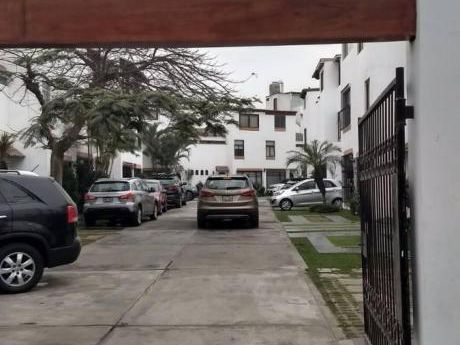 Surco Chalet En Condominio X Jockey Plaza