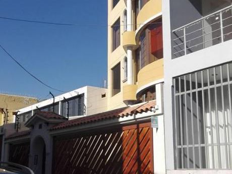 Alquilo Amplio Y Lindo Departamento En Yanahuara Ideal Ejecutivos Con Ascensor