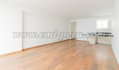 Venta De Departamento Dúplex Con Vista Al Mar En Miraflores