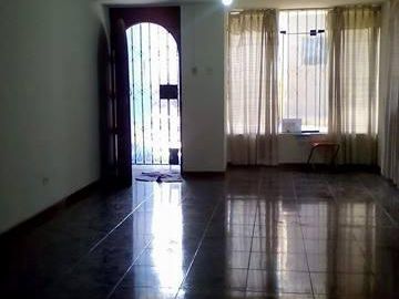 Alquilo Excelente Casa Para Empresas A Una Cuadra De Plaza Cayma
