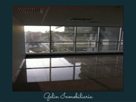 Alquilo Oficinas De Estreno Implementadas San Isidro
