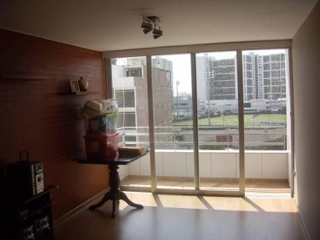 Venta Dpto 2 Dorm Mas Sala De Estar - Cerca A Aelu - Pueblo Libre