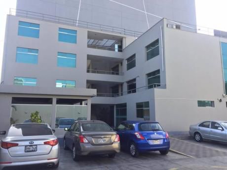 Re/max Alquila Oficinas Listas En Av Benavides, Miraflores