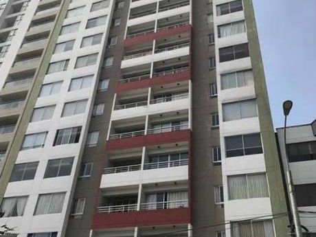 Vendo Departamento En Pueblo Libre, Al Frente Del Club Aelu