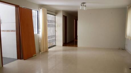 Se Alquila Hermosa Casa En Miraflores (1er Piso)